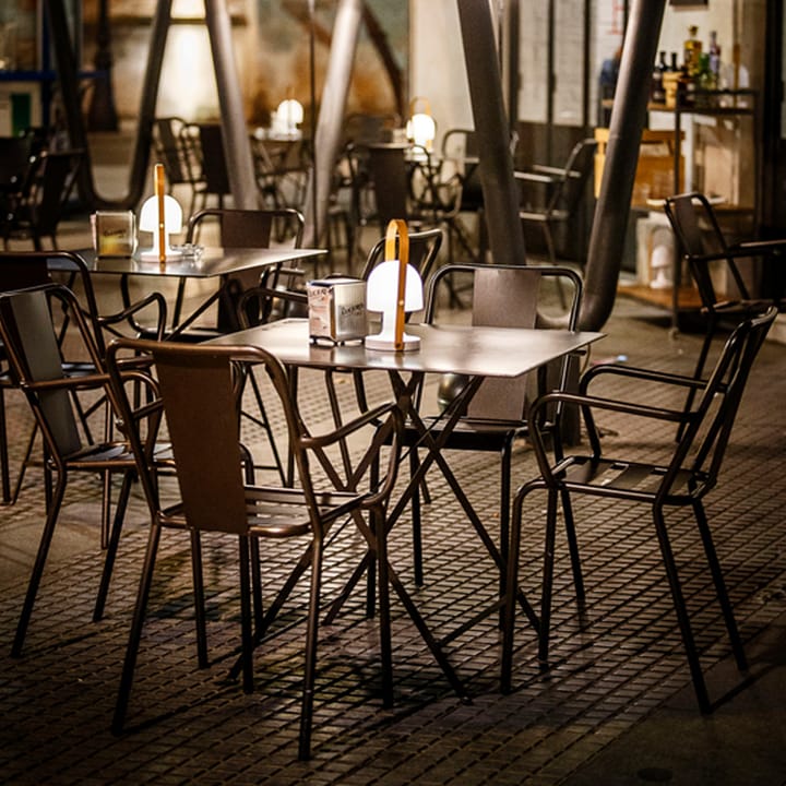 FollowMe bordlampe, white, håndtak i eik Marset