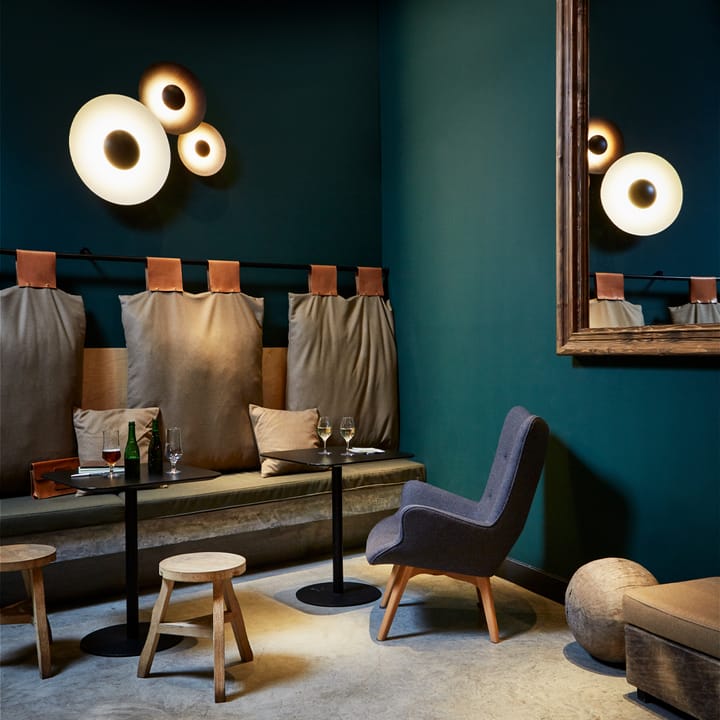 Ginger 60 C vegglampe, wenge Marset