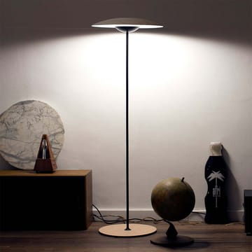 Ginger P gulvlampe - wenge, svart stål stativ - Marset
