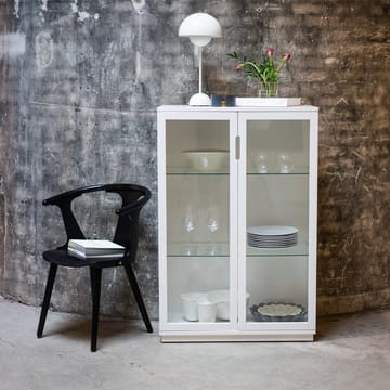 Aoko vitrineskap 120 cm - Hvitlakk - Mavis