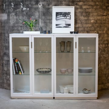 Aoko vitrineskap 120 cm - Hvitlakk - Mavis