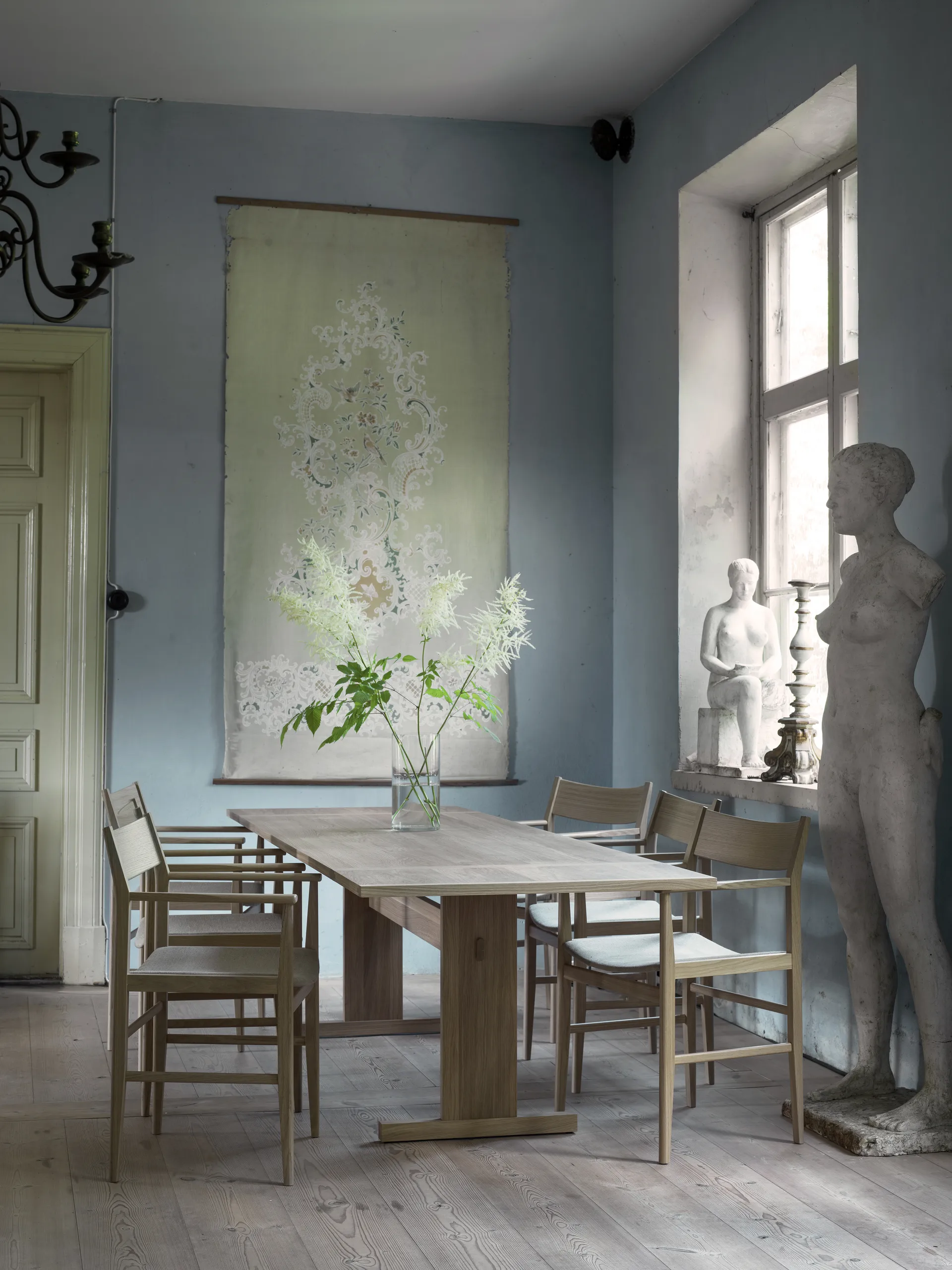 Arv spisebord 200x85 cm, Hvitpigmentert mattlakkert eik Mavis