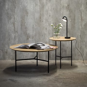 Tribeca sidebord - eiklakk, svarte ben, ø47 cm - Mavis