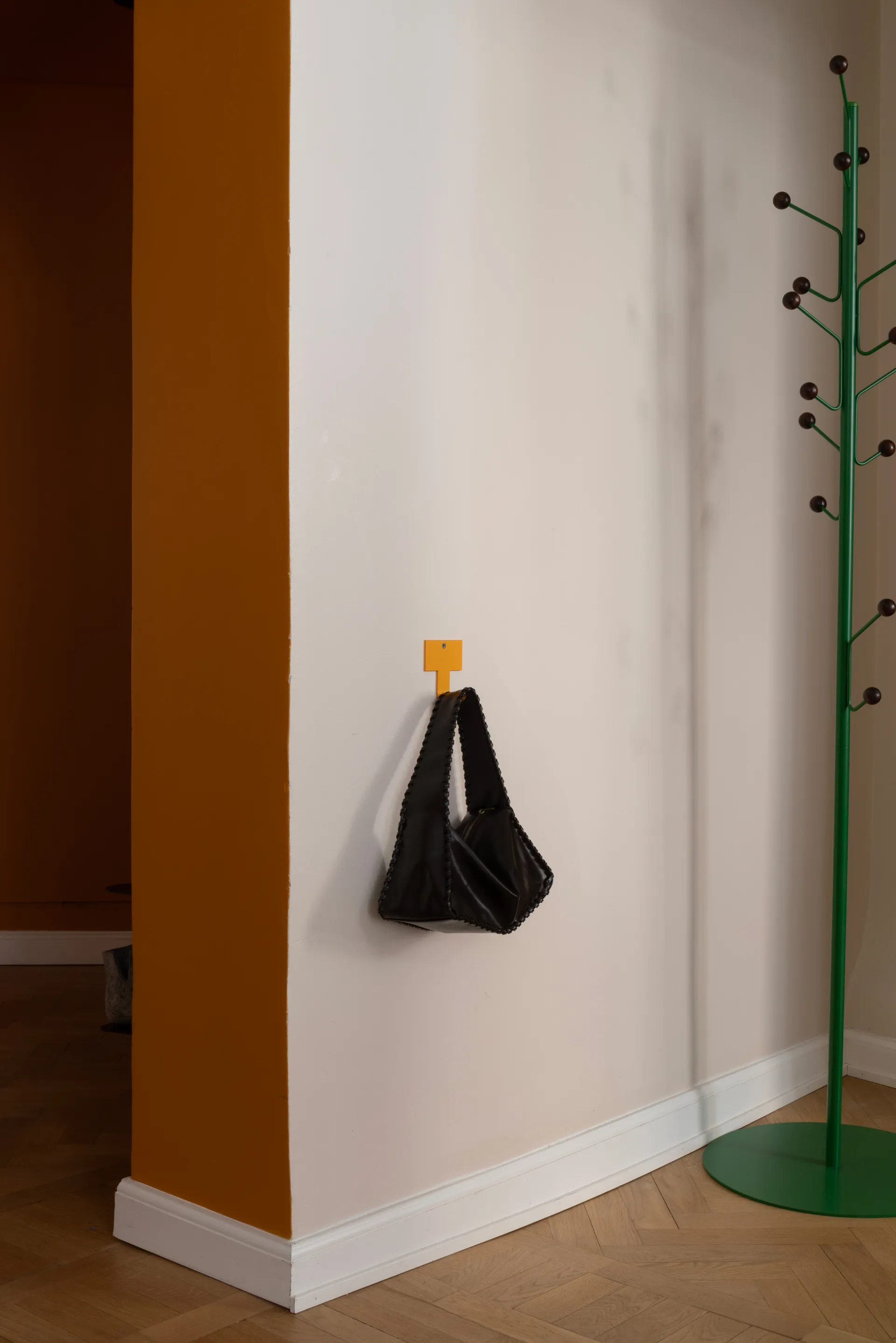 Bill Floor klesknagg, Grønn-mørkebrun Maze