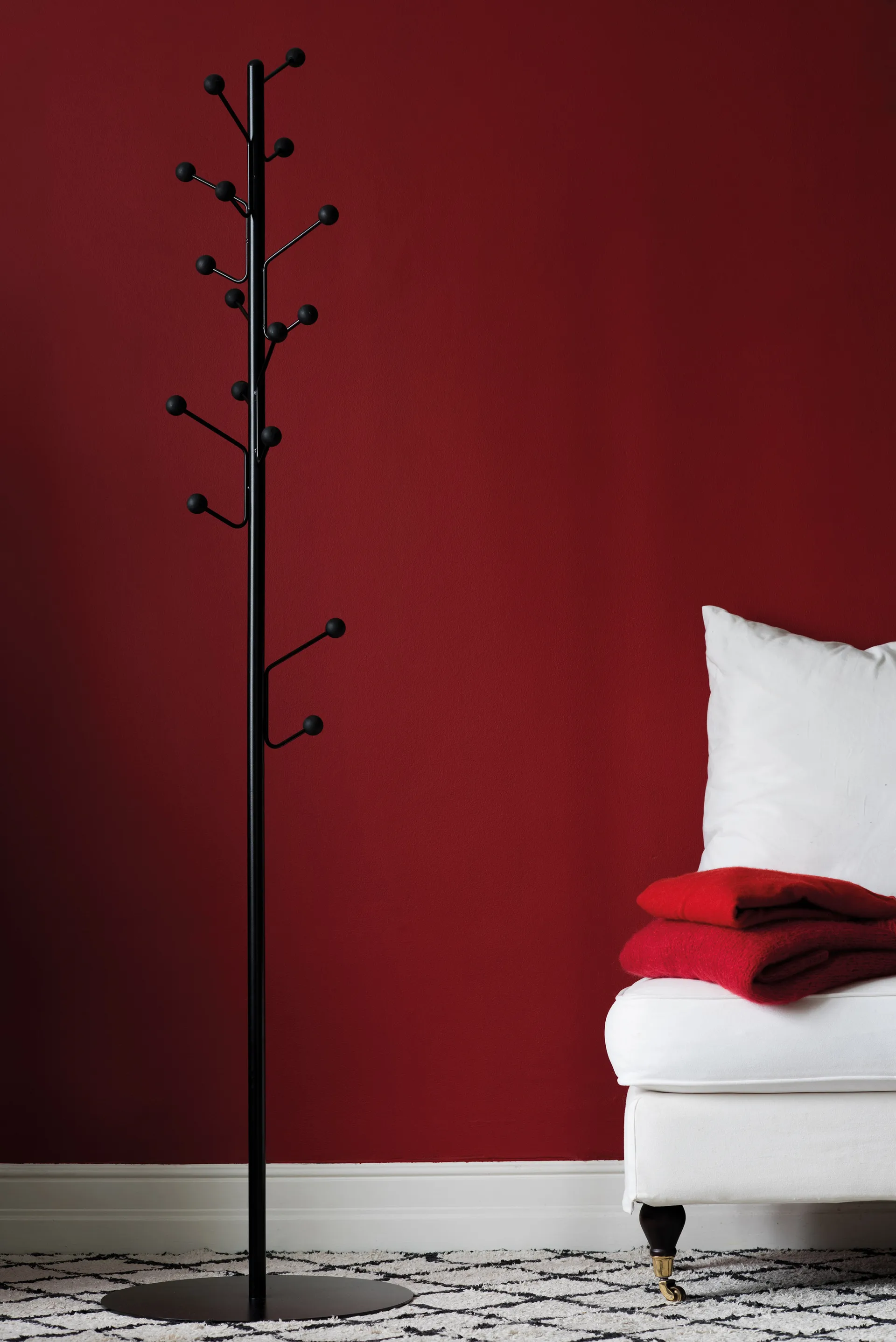 Bill Floor klesknagg, Svart Maze