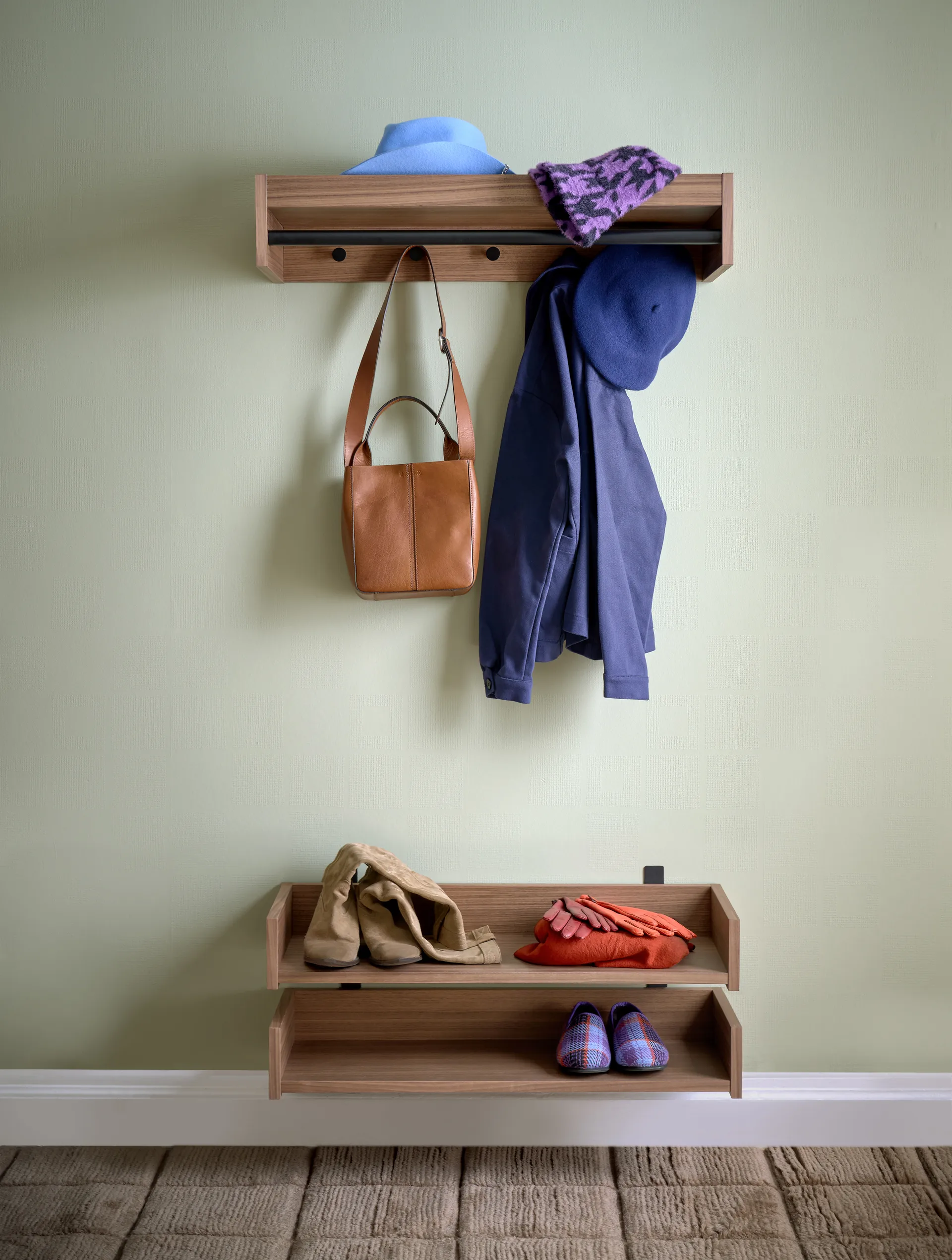 Gentle hattehylle, Valnøtt, 78x15x32 cm Maze