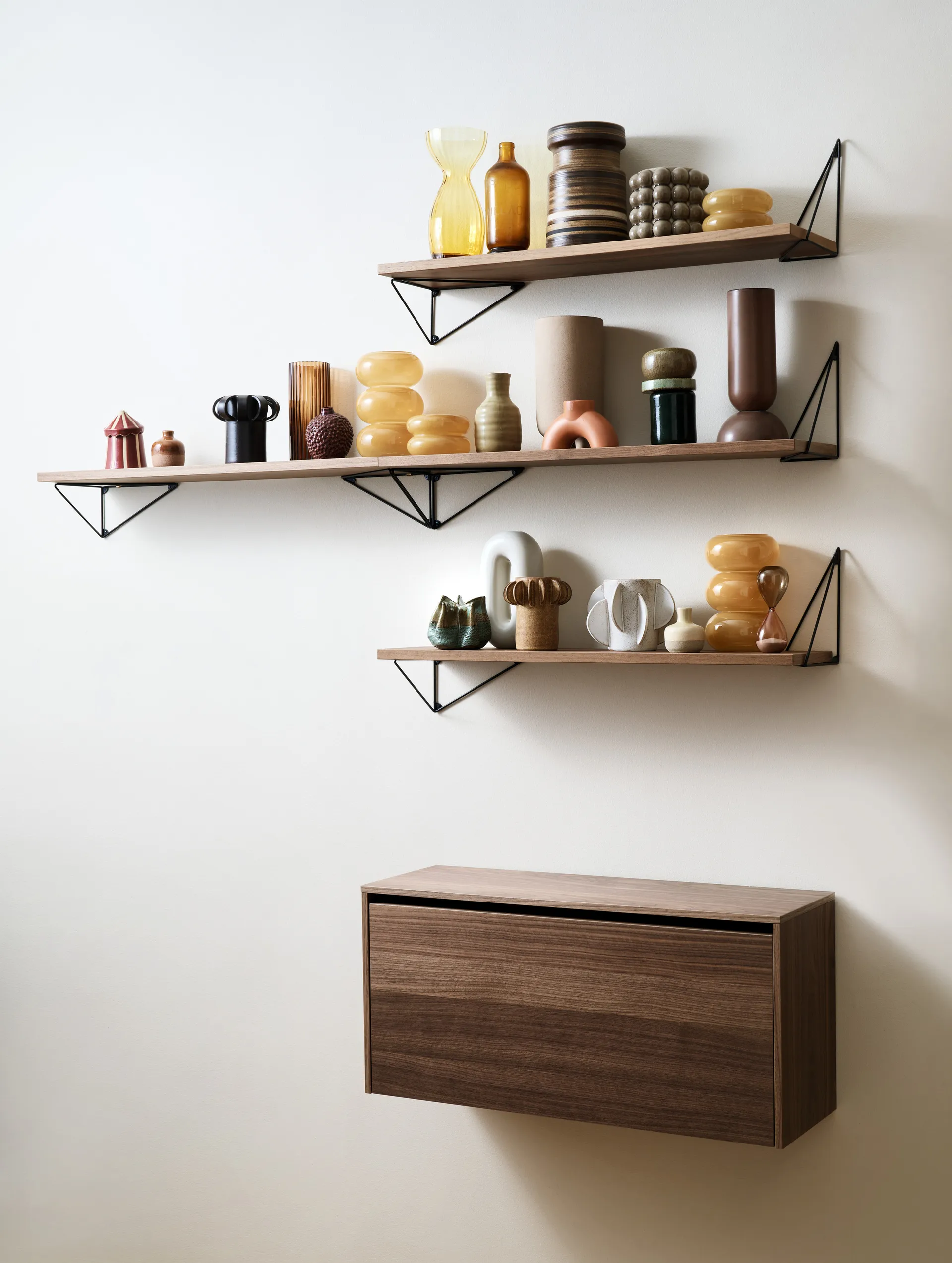 Pythagoras Cabinet veggskap 38 x 80 cm, Walnut Maze