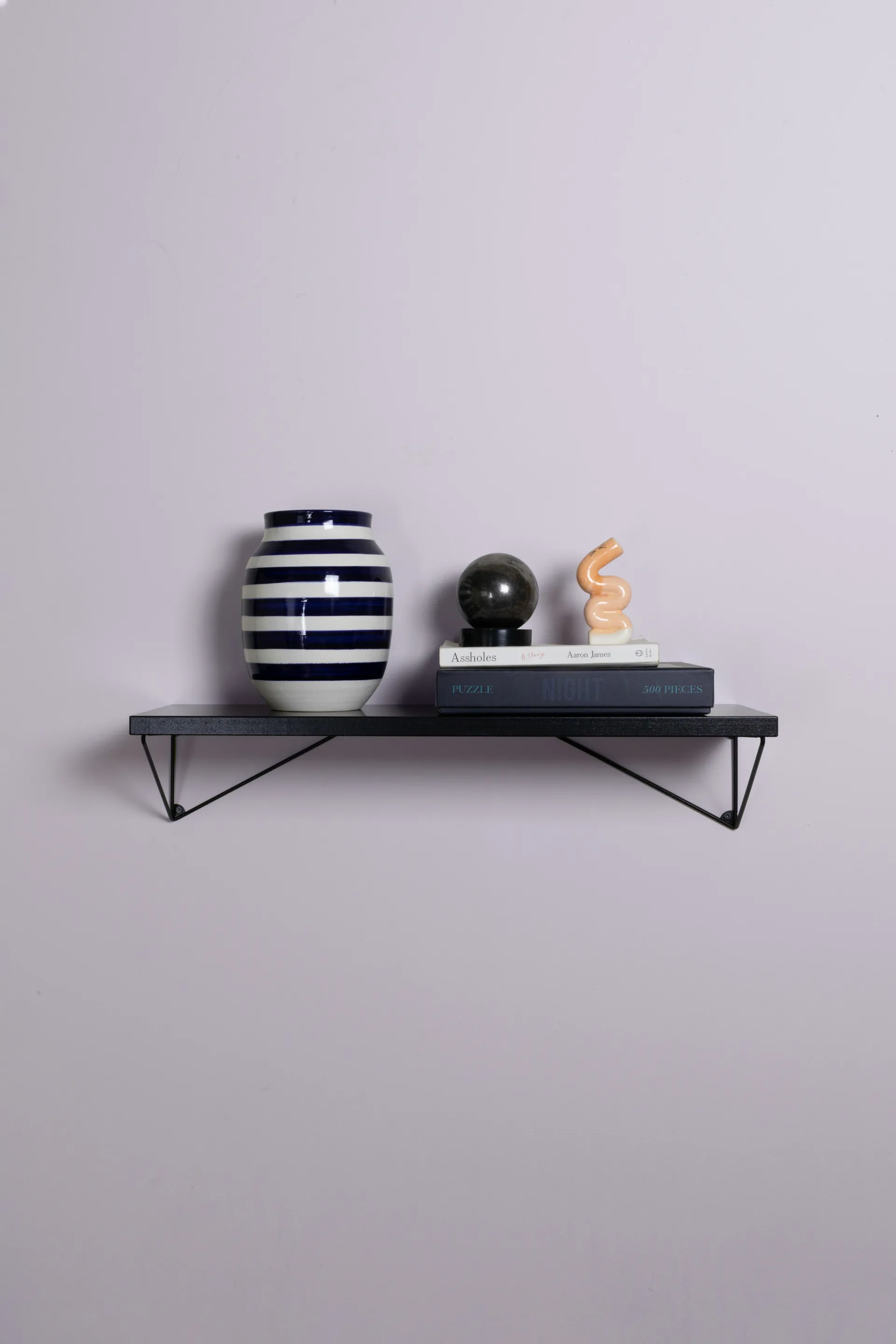 Pythagoras Shelf hylleplate 60 cm, Svart Maze