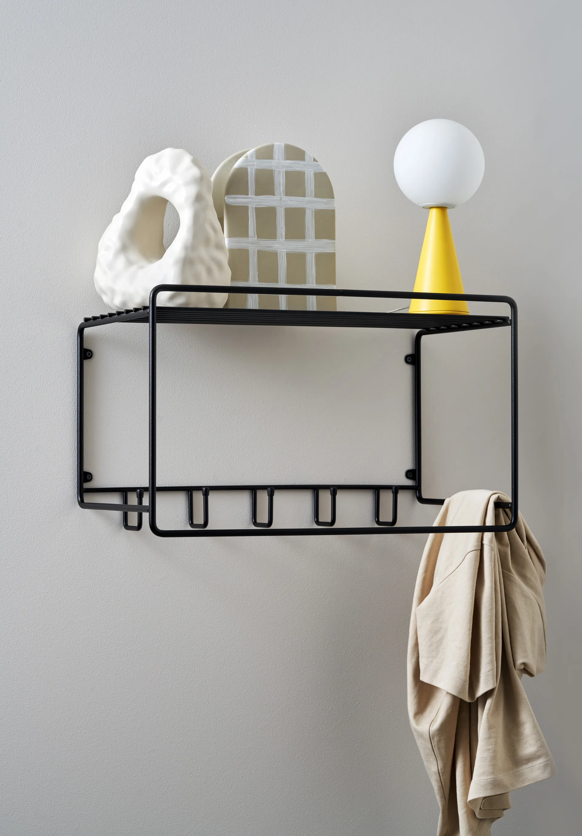 Uptown hattehylle, Svart Maze