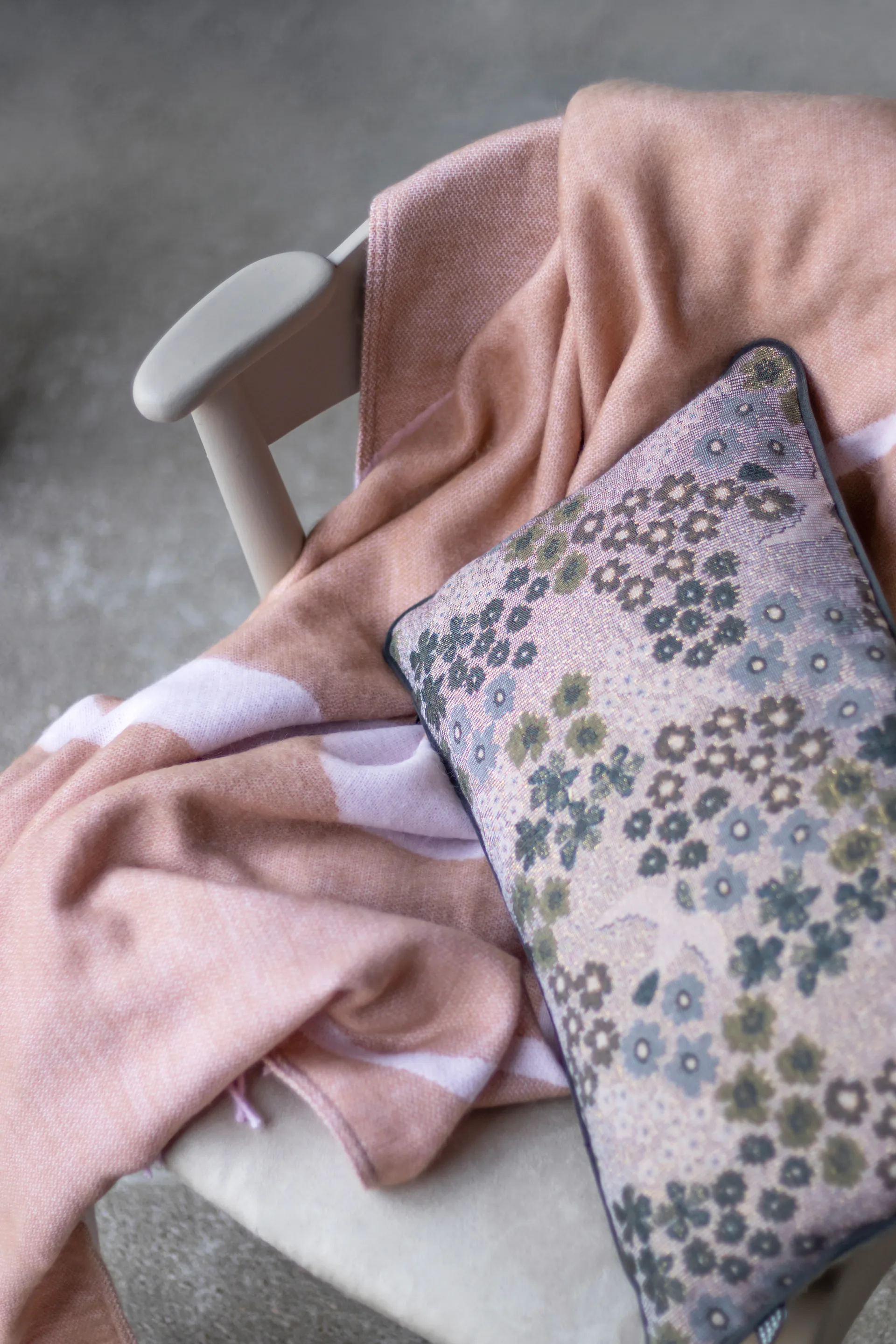 Gallery pledd 125 x 170 cm, Latte Mette Ditmer