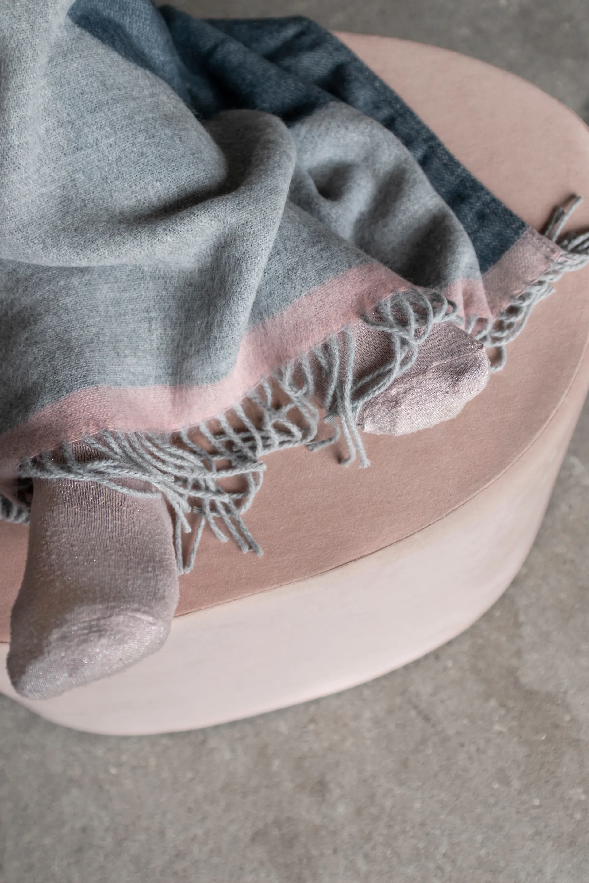 Gallery pledd 125 x 170 cm, Light grey Mette Ditmer