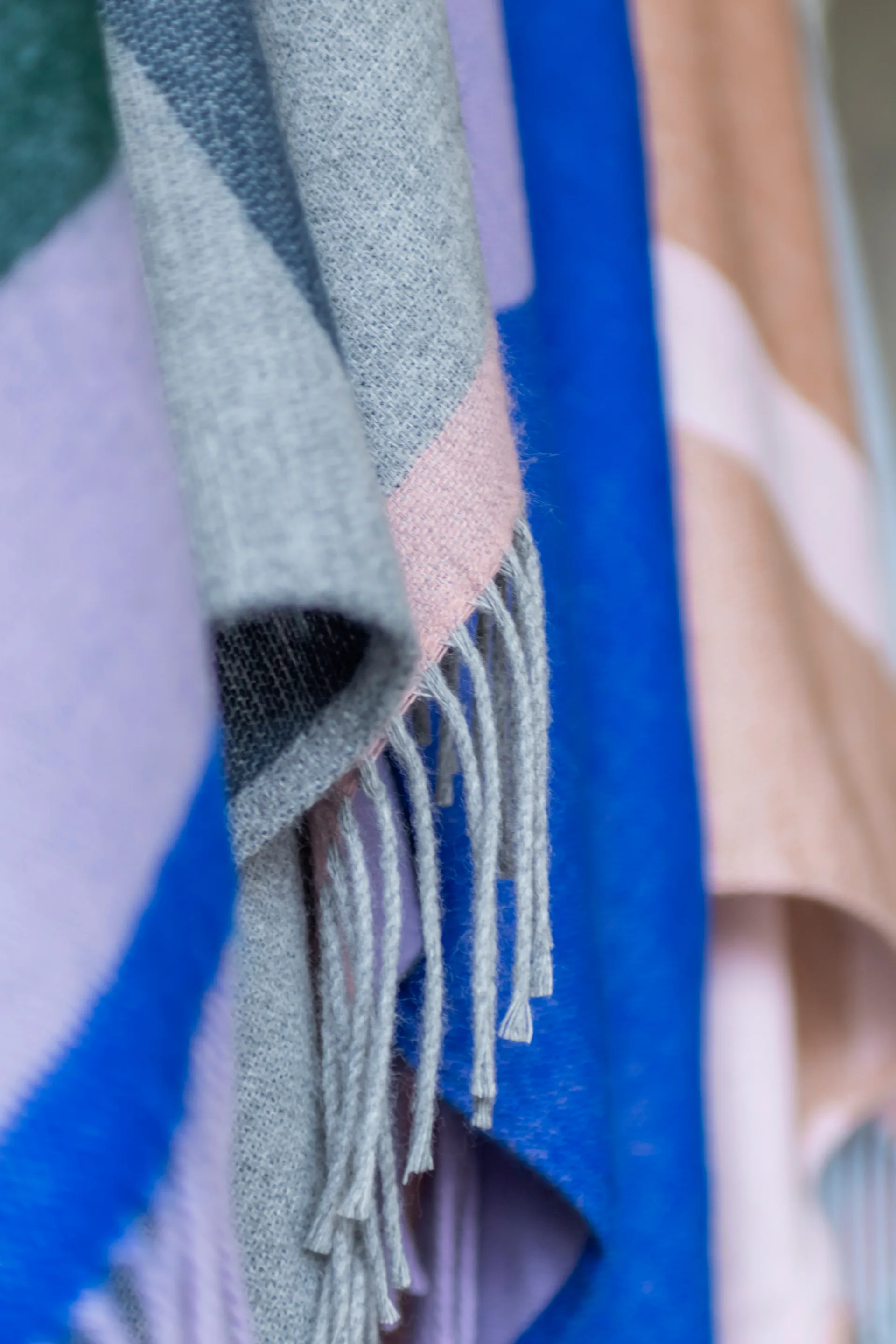 Gallery pledd 125 x 170 cm, Light grey Mette Ditmer