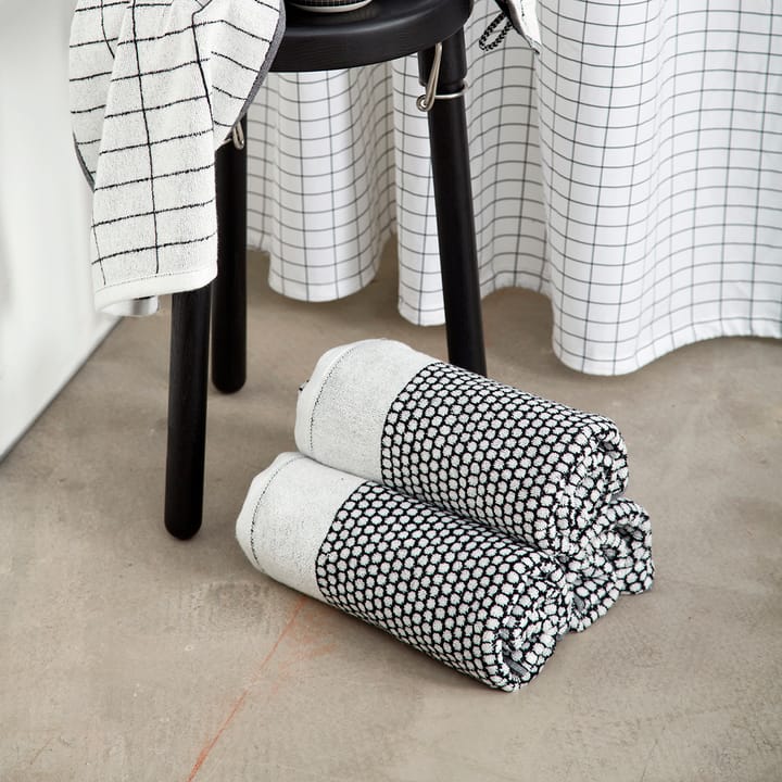 Grid badehåndkle 70 x 140 cm, Svart-off white Mette Ditmer