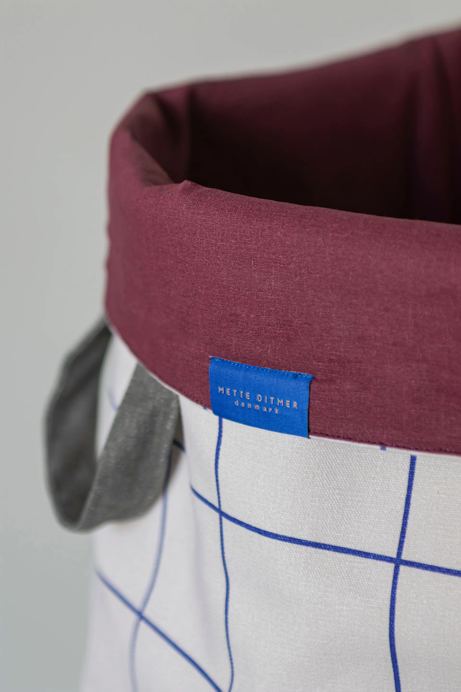 Mesh vaskekurv Ø40x50 cm, Cobalt-sand Mette Ditmer