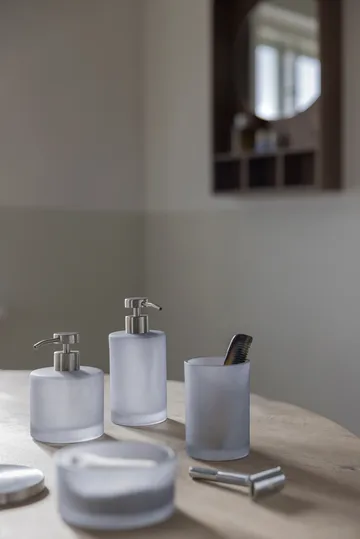 Modest såpepumpe høy - Dove blue - Mette Ditmer