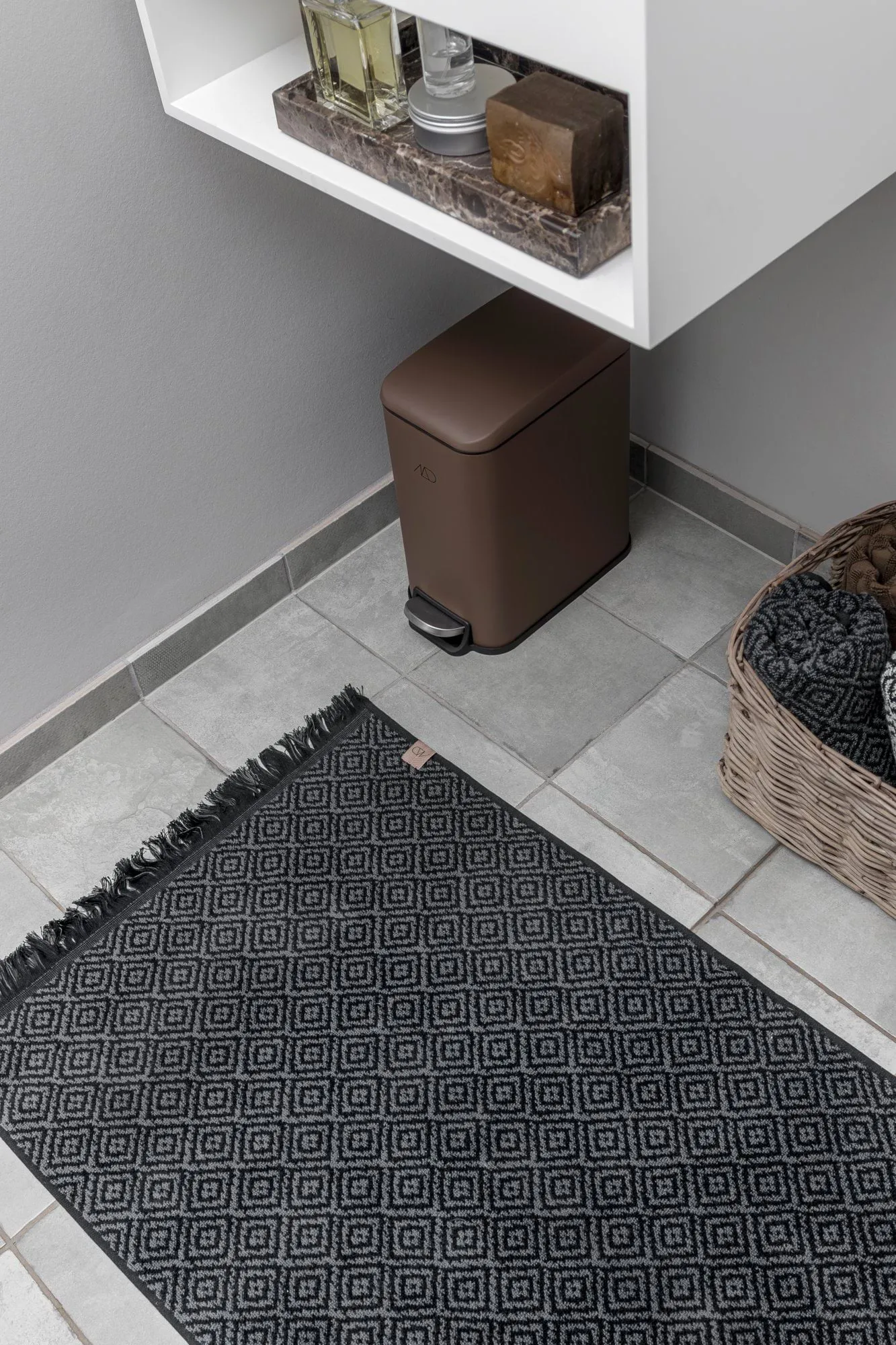 Morocco baderomsmatte 50 x 80 cm, Black-grey Mette Ditmer
