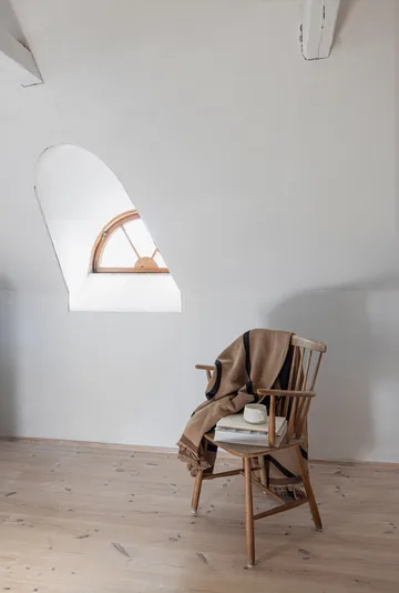 Shadow pledd - Latte-black, 130x175 cm - Mette Ditmer