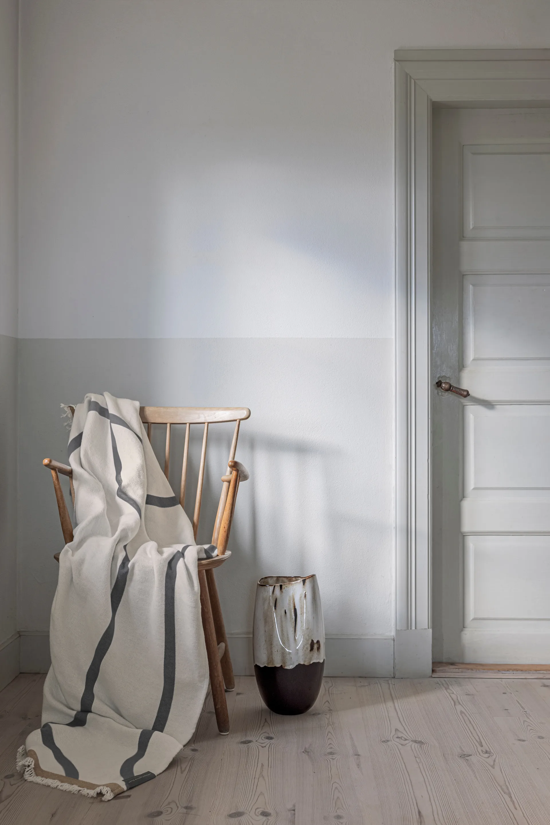 Shadow pledd, Off-white-grey, 130x175 cm Mette Ditmer