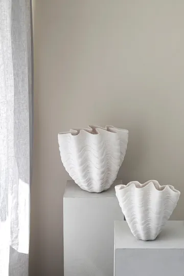 Shell vase - Small, 22 cm, white - Mette Ditmer