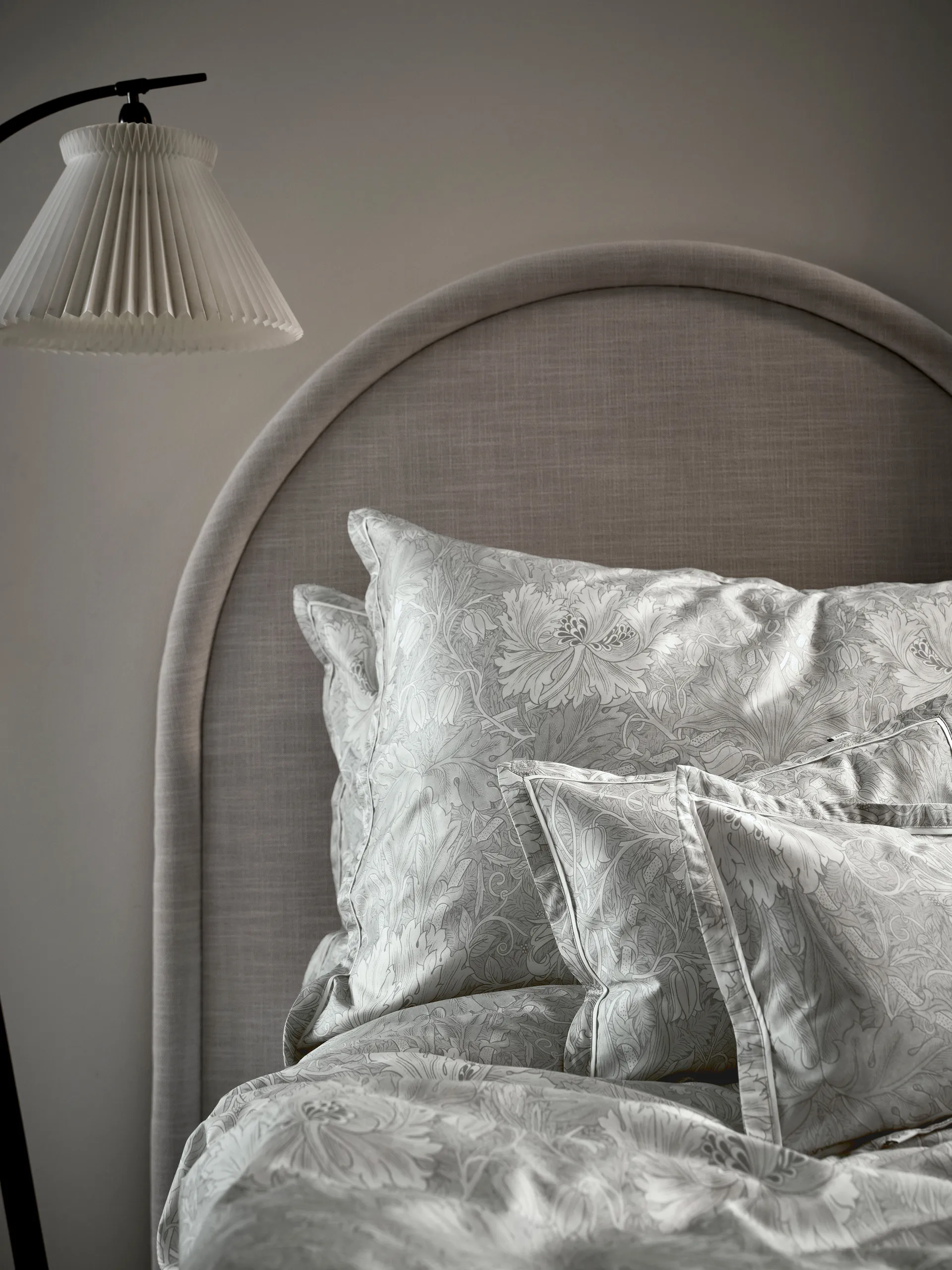 Honeysuckle & Tulip Putevar, Grå, 50 x 60 cm Mille Notti