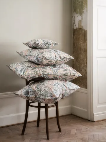 Morris & Co. Strawberry Thief Dynetrekk - Grønn, 150x210 cm - Mille Notti