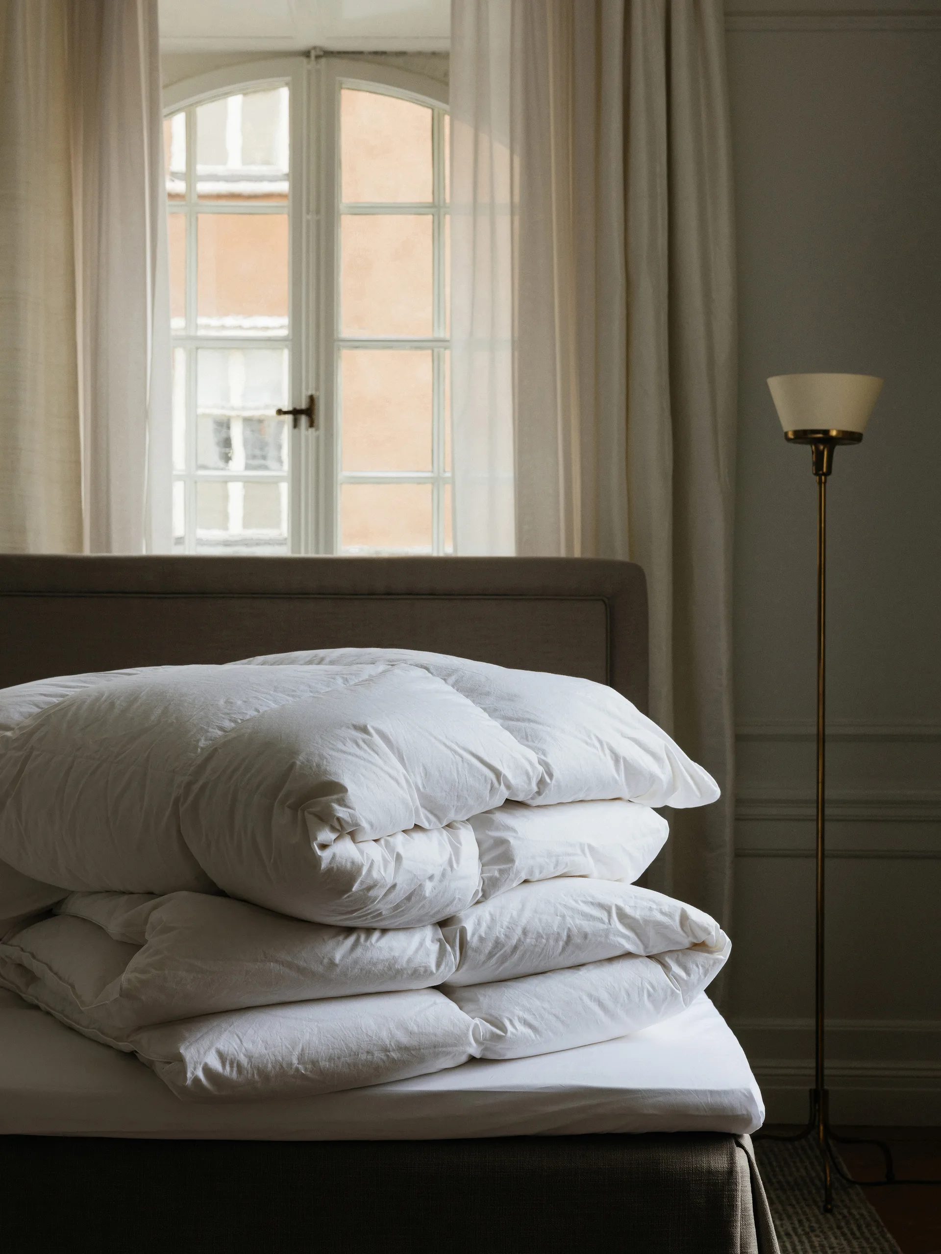 Natura Dundyne, Hvit, 220 x 220 cm, middels Mille Notti