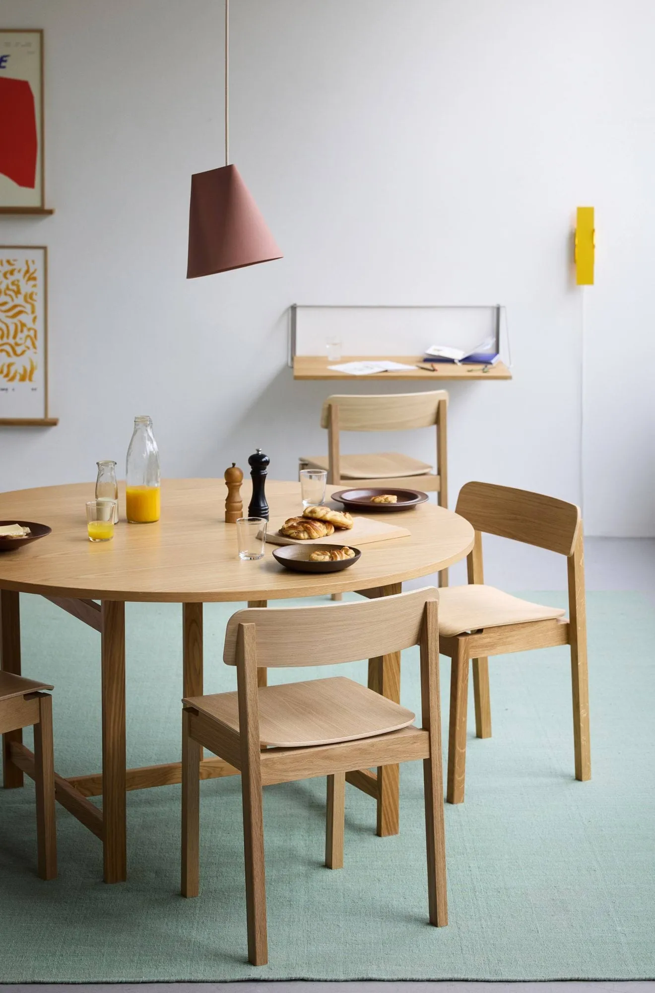 Everyday Chair stol , Lakkert eik MOEBE