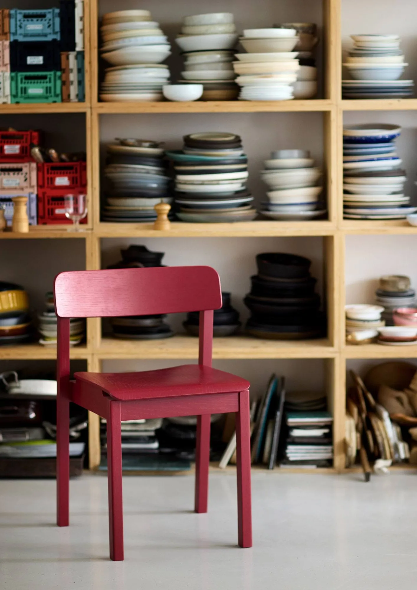 Everyday Chair stol , Purple red MOEBE