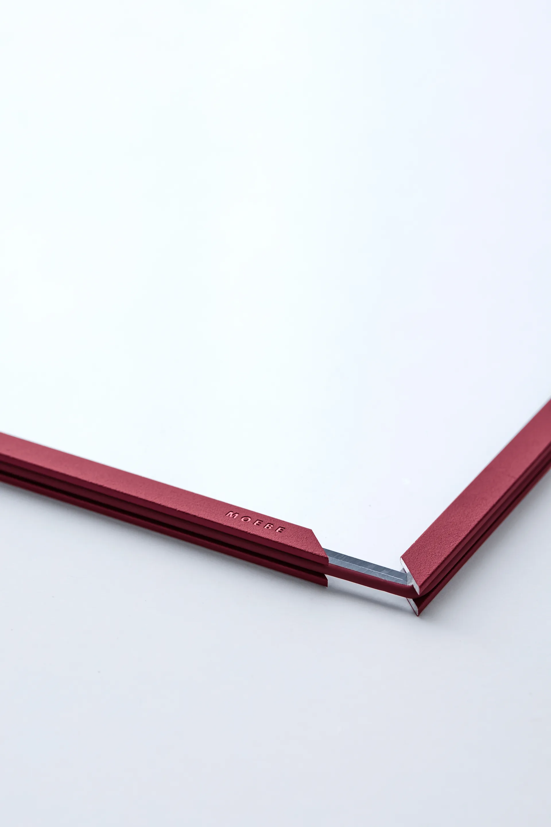 Moebe ramme A5 16,5 x 22,7 cm, Transparent, Red MOEBE