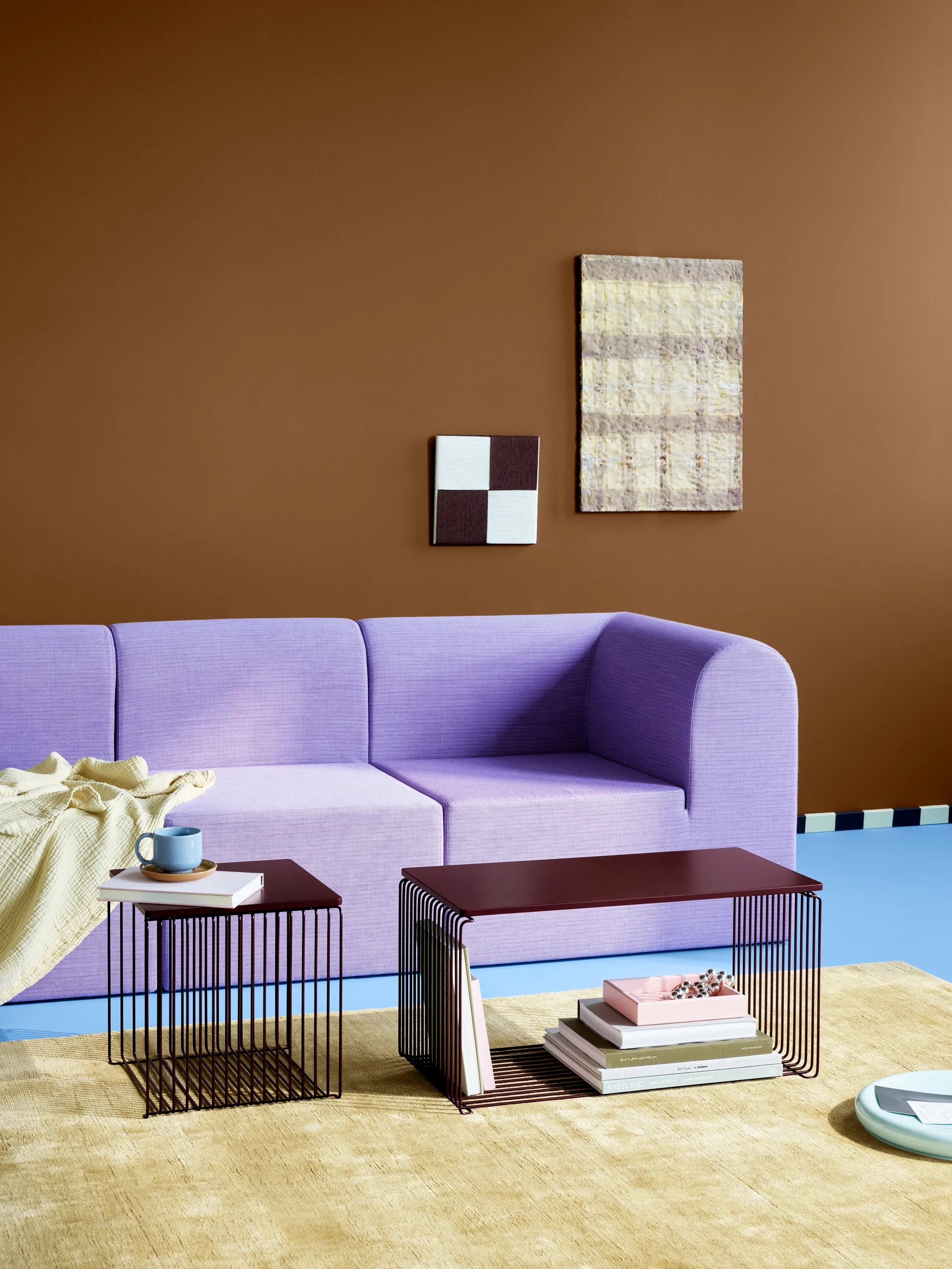 Panton Wire bordplate 70,1x34,8 cm, Black red Montana