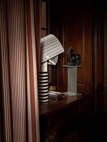 Museum Pedestal pidestall - Grønn, 15x15x30 cm - Museum