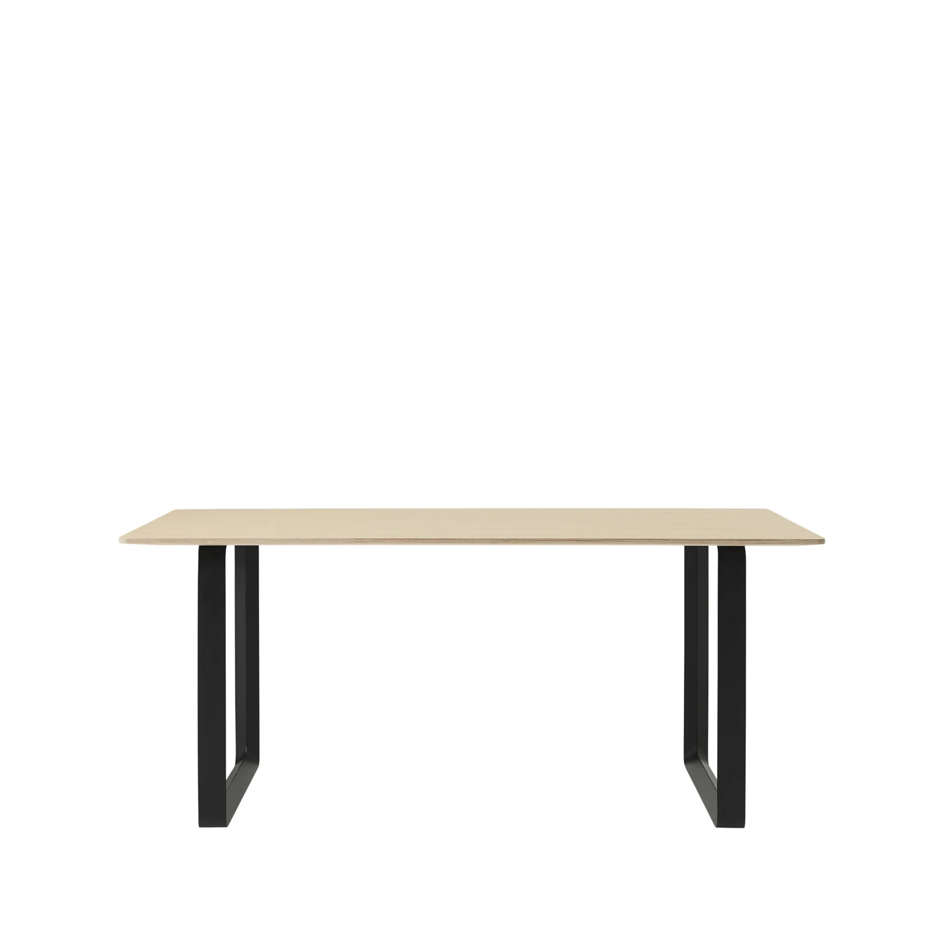 70/70 spisebord 170 x 85 cm, Oak veener-Plywood-Black Muuto