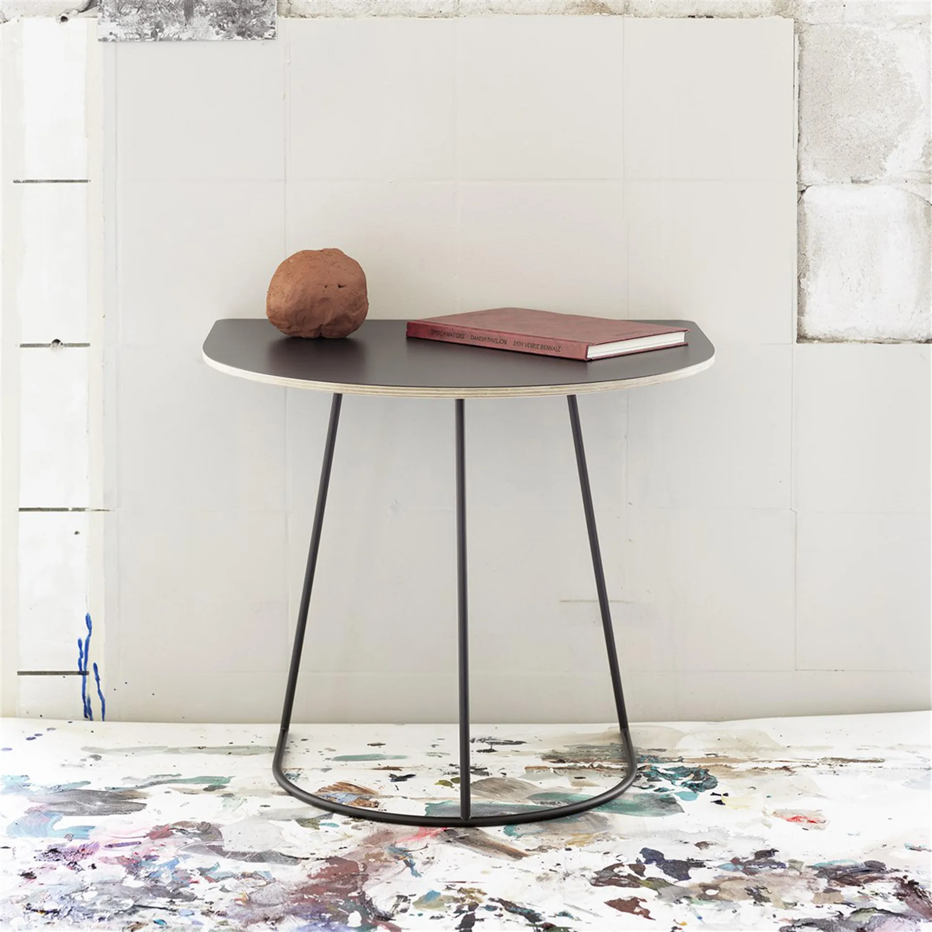 Airy sofabord half size, svart Muuto