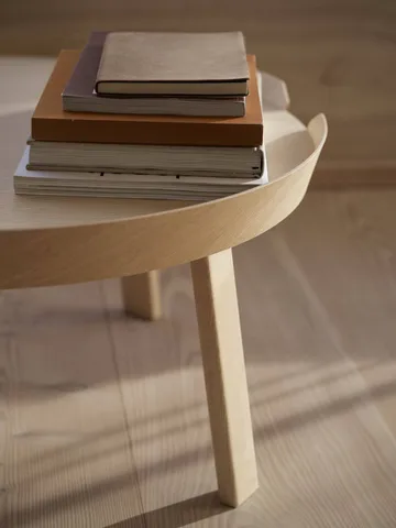 Around bord stort - Oak - Muuto