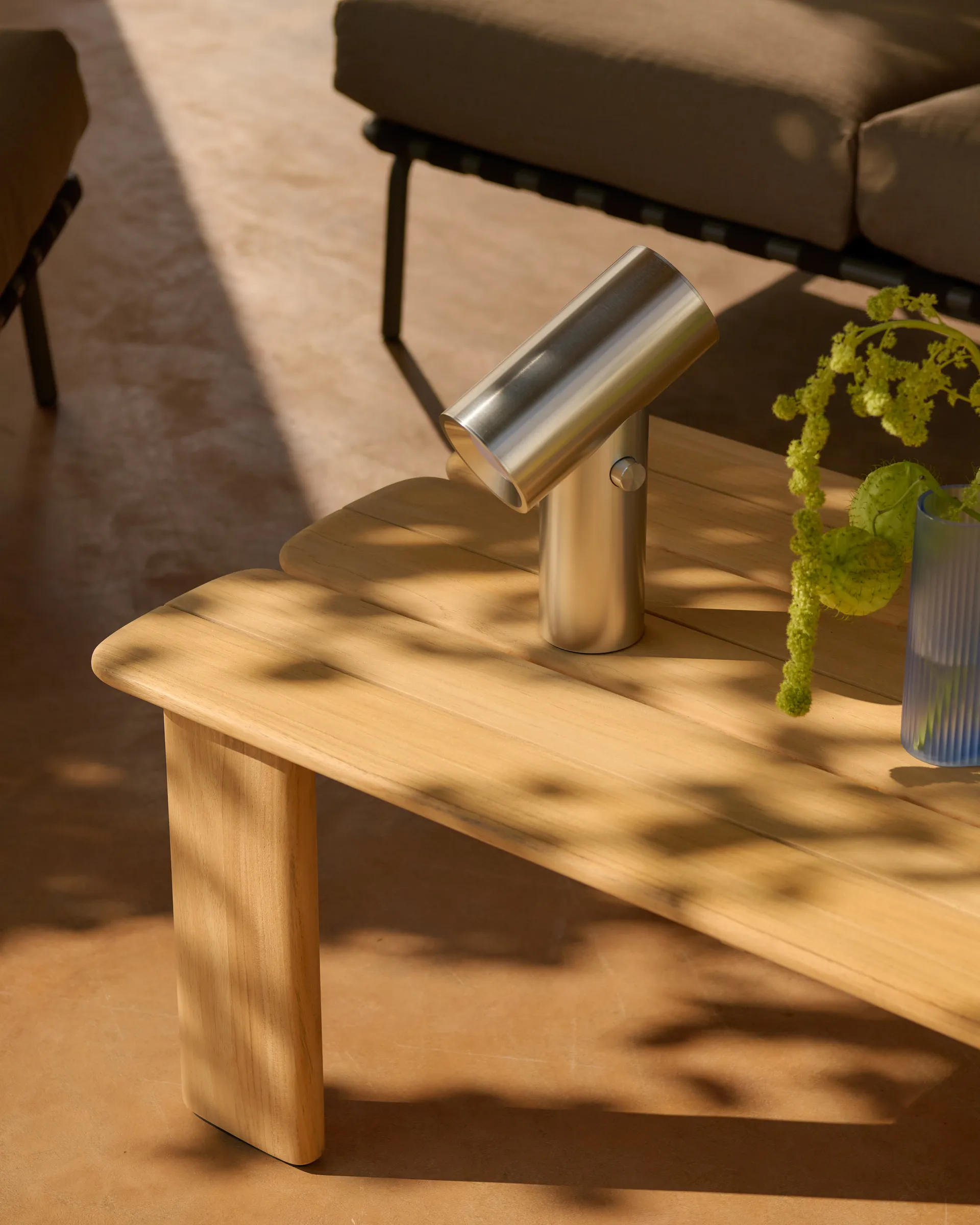 Assemble sofabord, Teak, 135x55 cm Muuto