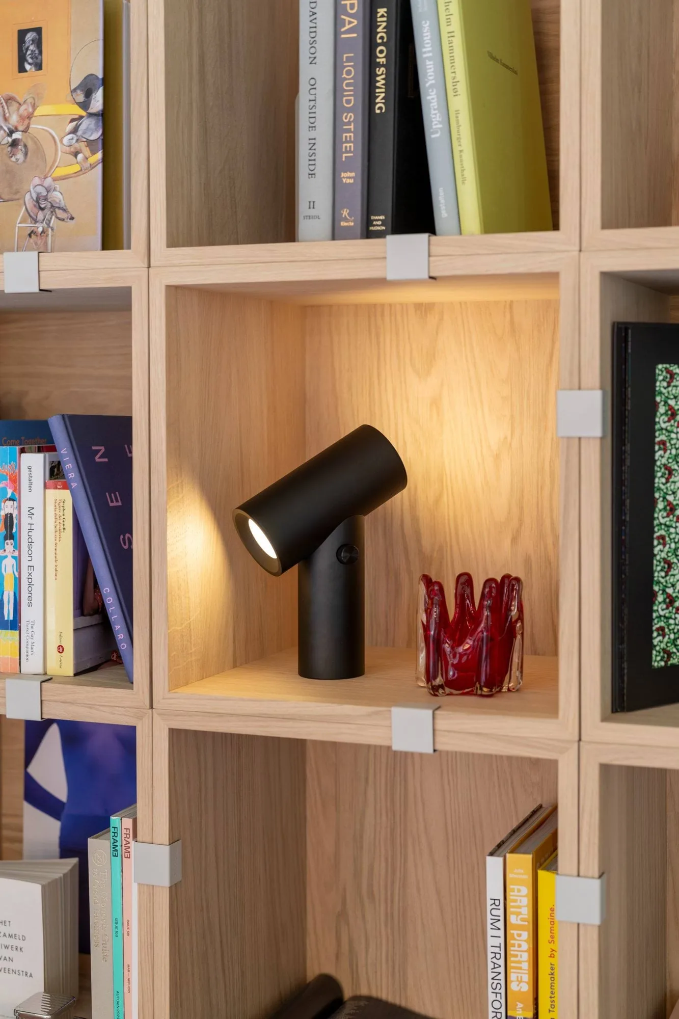 Beam portabel bordlampe, Black, 26,2 cm Muuto