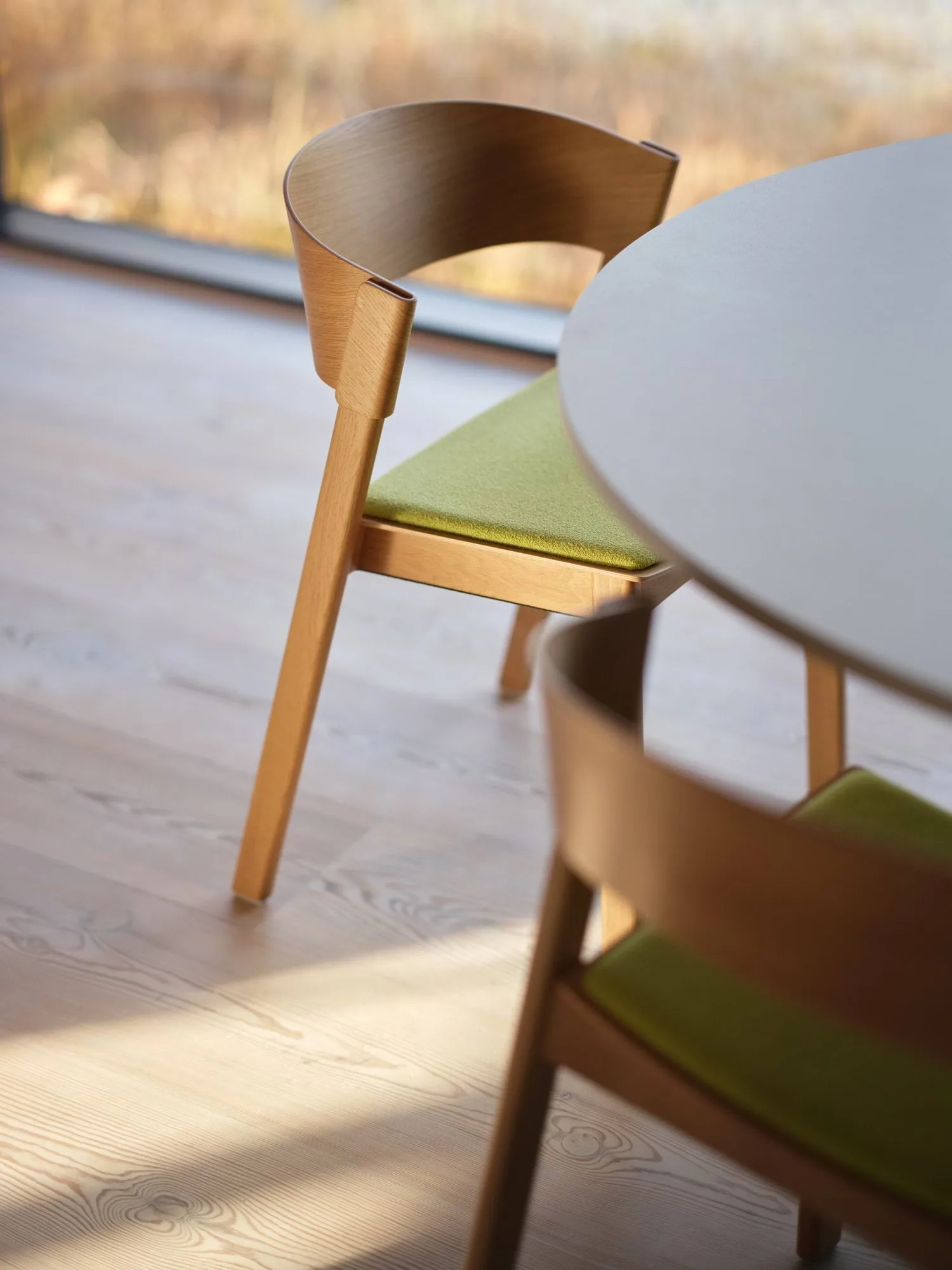 Cover Side Chair leather, Konjakk-eik Muuto