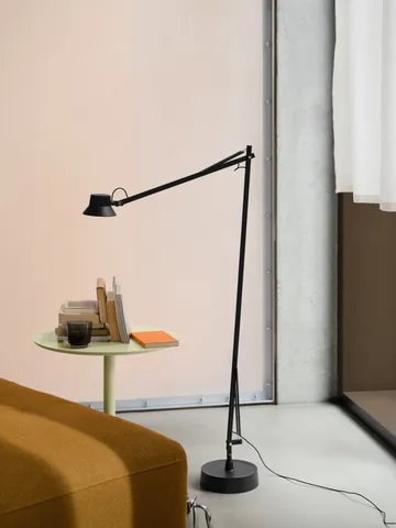 Dedicate gulvlampe - Black, 112 cm - Muuto
