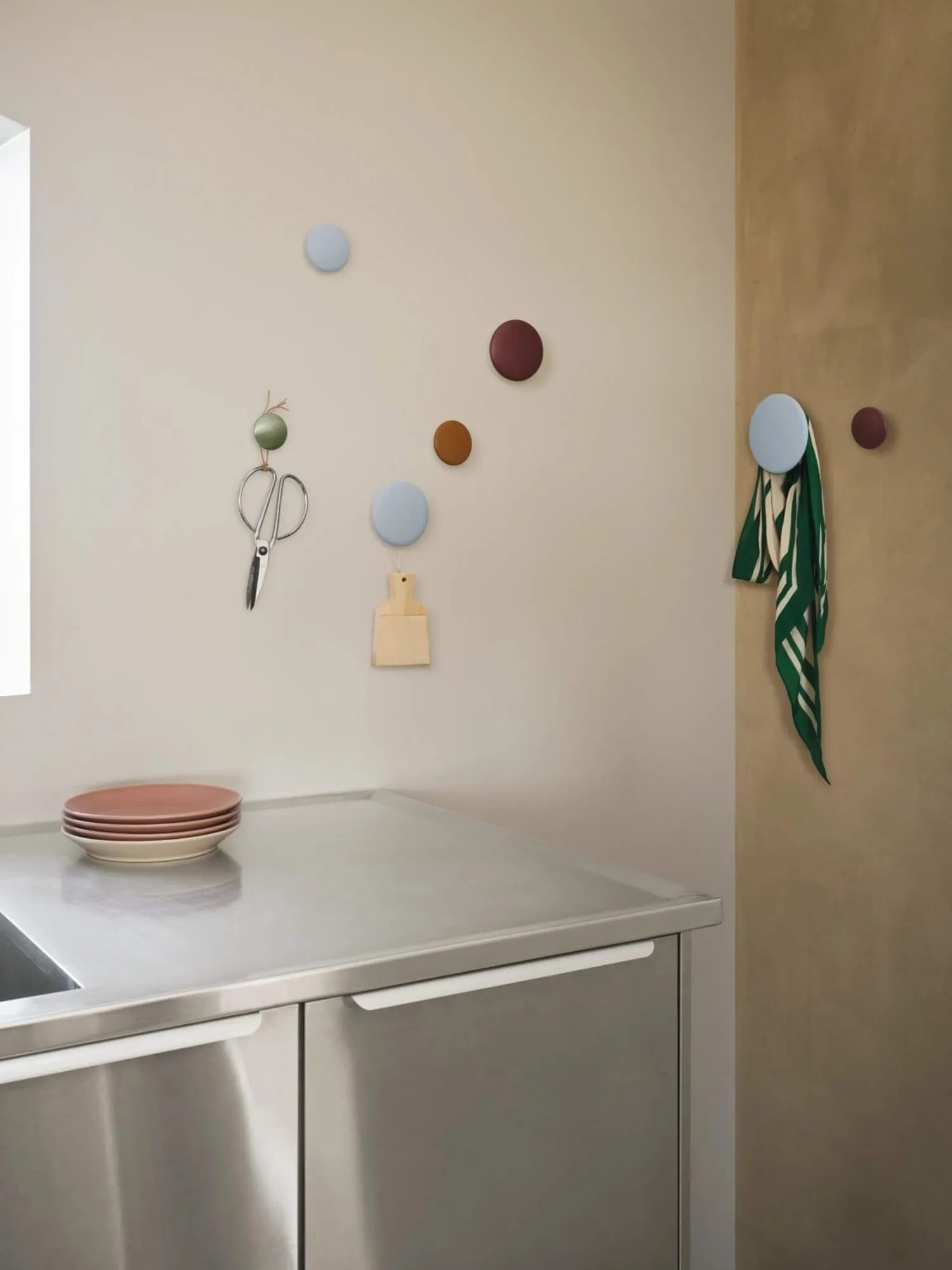 Dots klesknagger 5 stk, Svartlasert ask Muuto