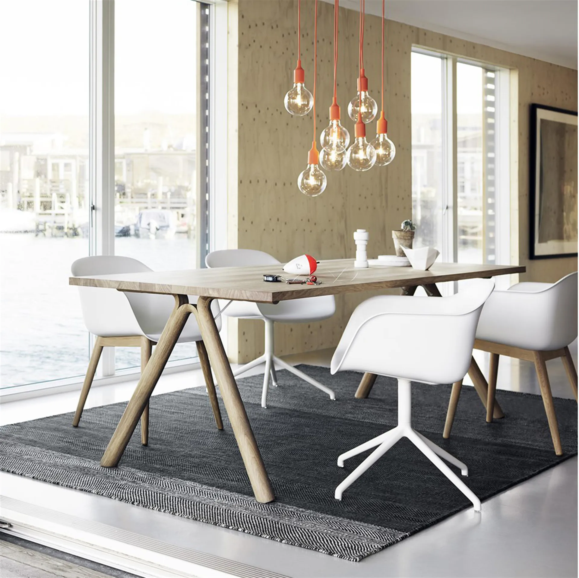 Fiber armchair med dreibar kontorfot, hvit Muuto