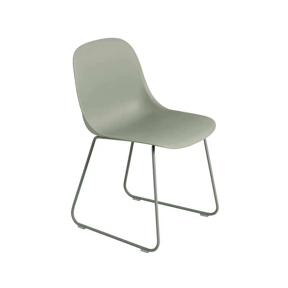 Fiber karmstol sled base, dusty green, grønne bøyler Muuto