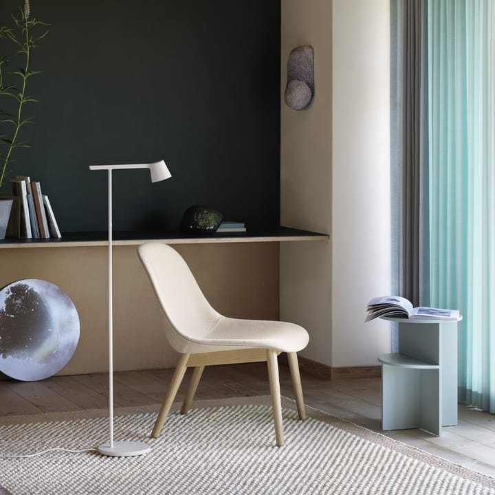 Fiber loungestol wood base, ochre, eikeben Muuto