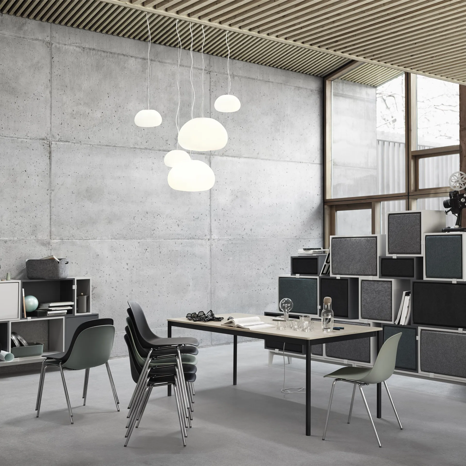 Fluid taklampe, stor Muuto