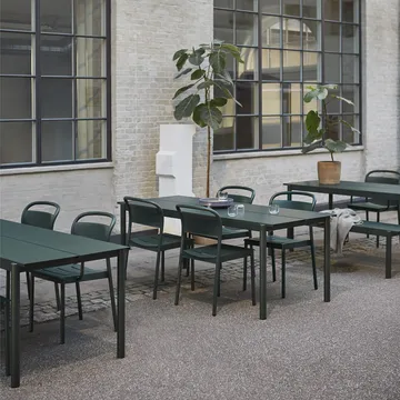 Linear Steel Armchairstol med armlener - Dark green - Muuto