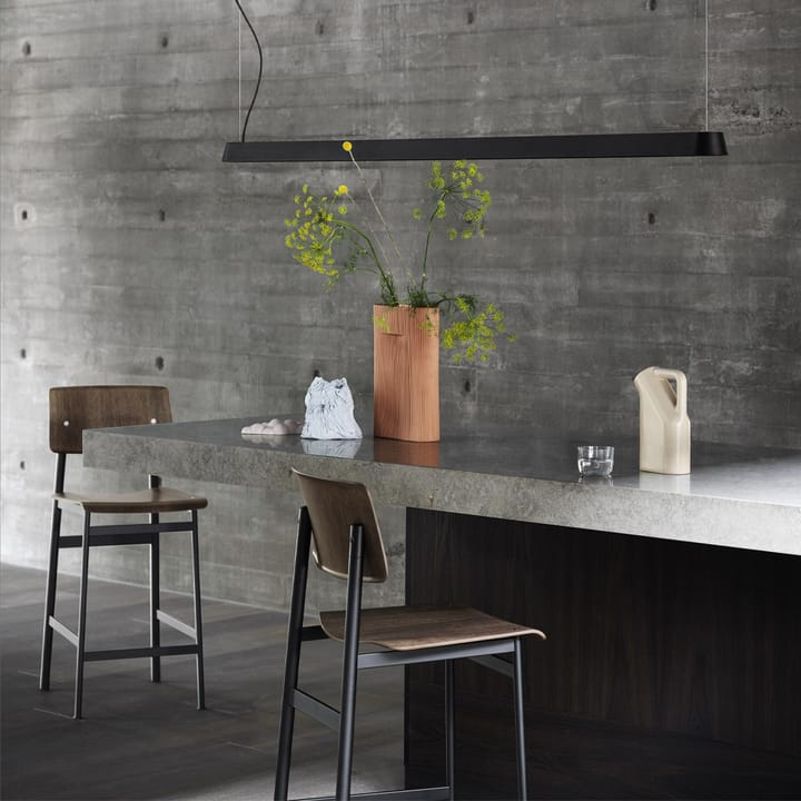 Loft barstol, oak, høy, sort stålstativ Muuto