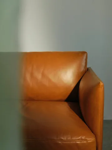 Outline 3-seters sofa skinn - brunt skinn - Muuto