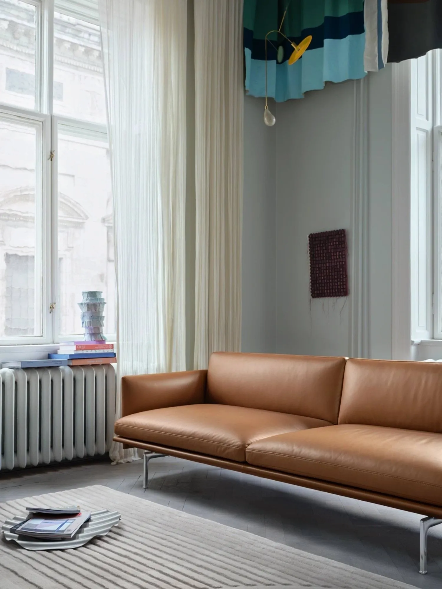 Outline 3-seters sofa skinn, brunt skinn Muuto