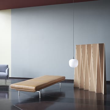 Outline dagseng - Refine leather cognac-Black - Muuto