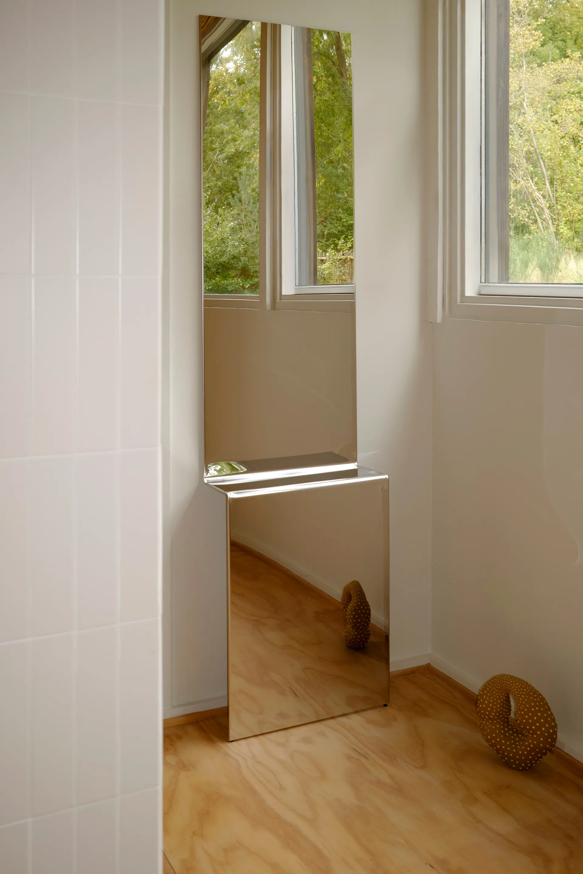 Pleat veggspeil, Polert stål, 227x57 cm Muuto