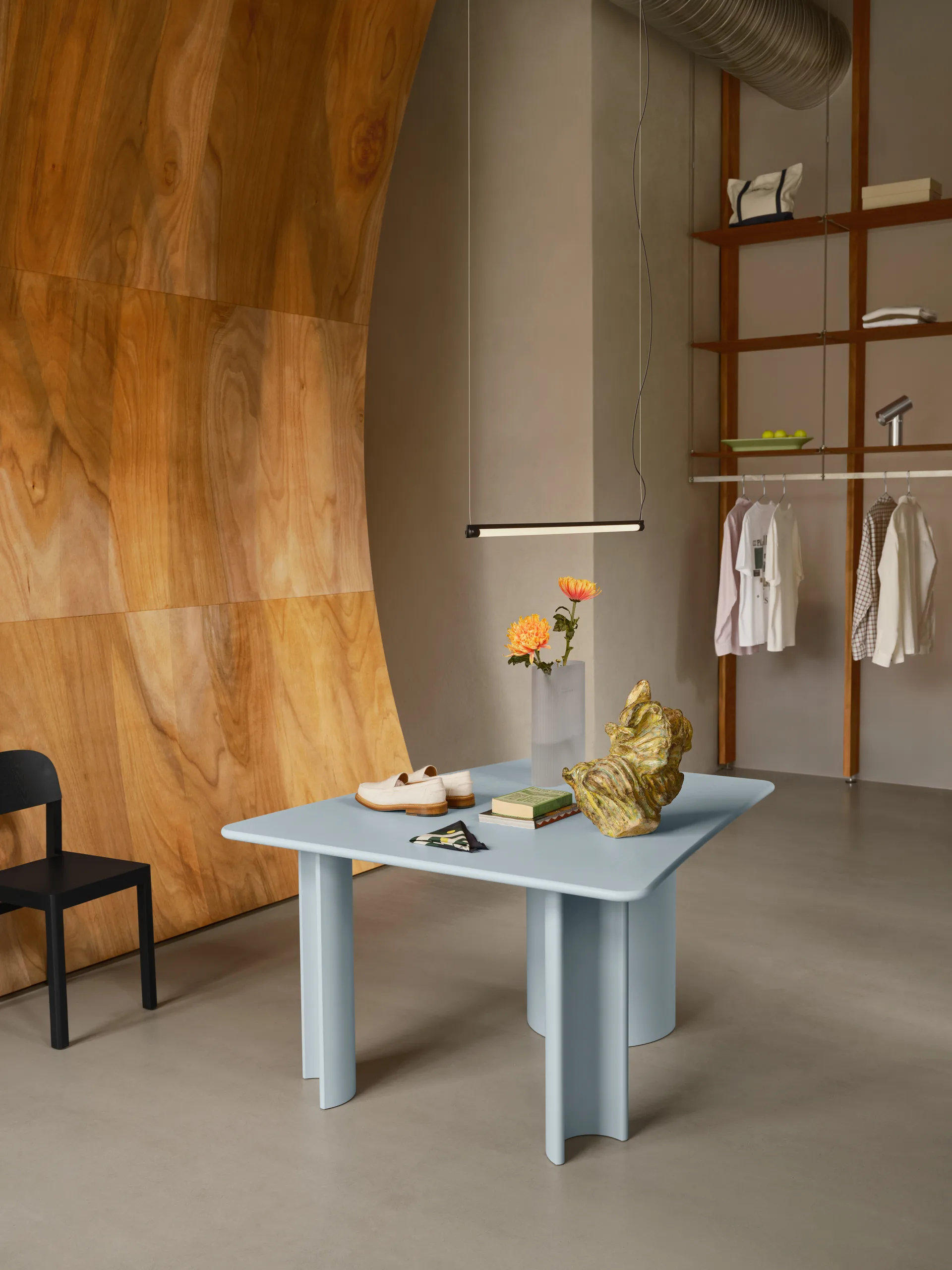 Re-norm spisebord, Light blue, 130x120 cm Muuto